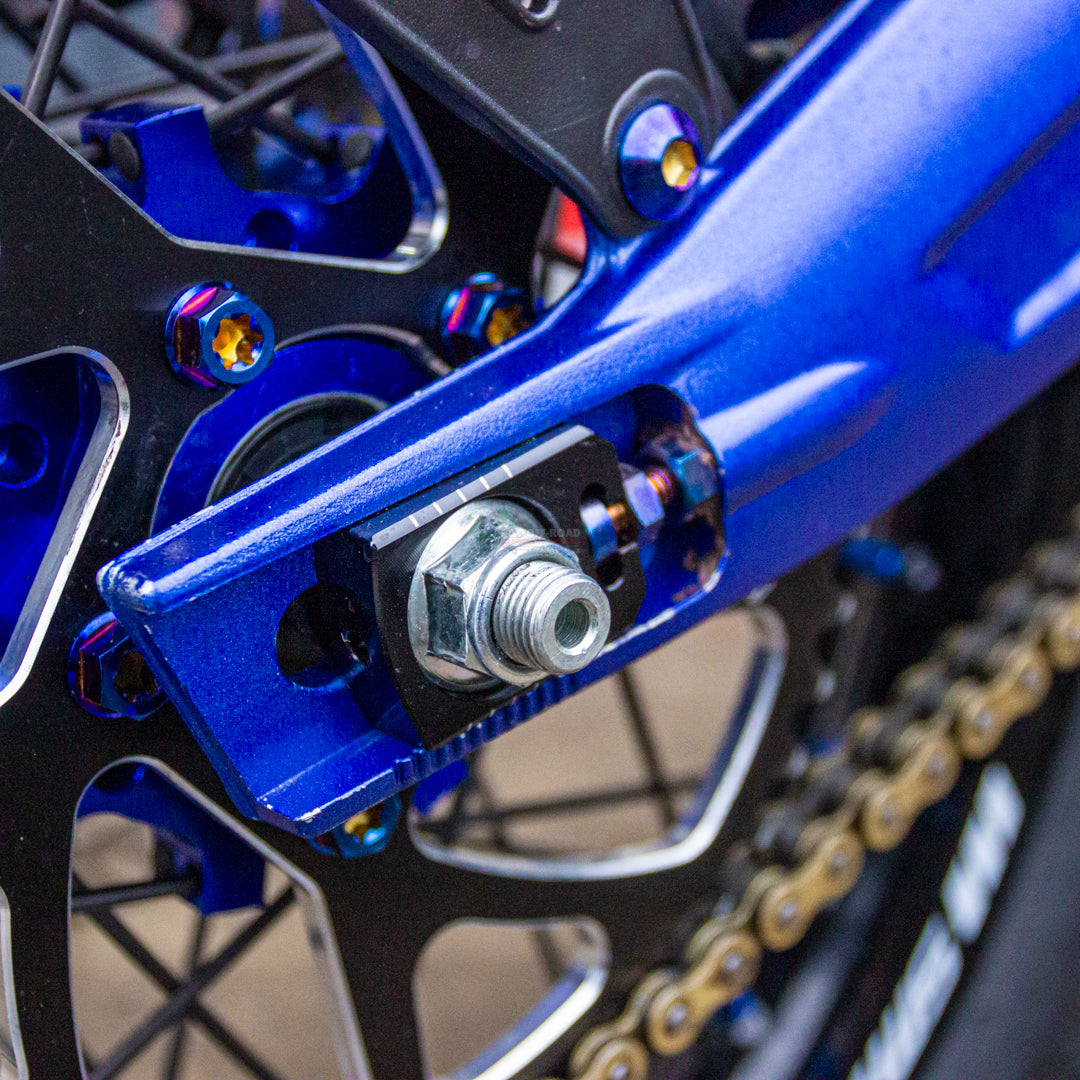 WARP 9 RACING Sur Ron Light Bee Lockdown Axle Blocks/Chain Tensioner