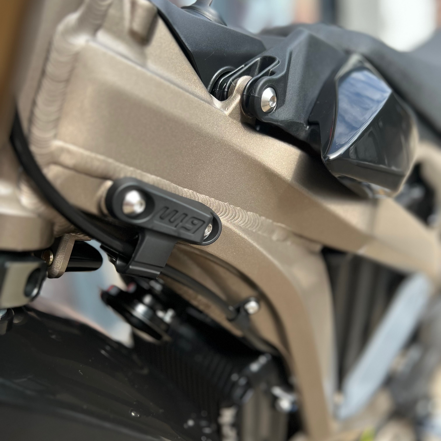 WARP 9 Ultra Bee Steer Stops