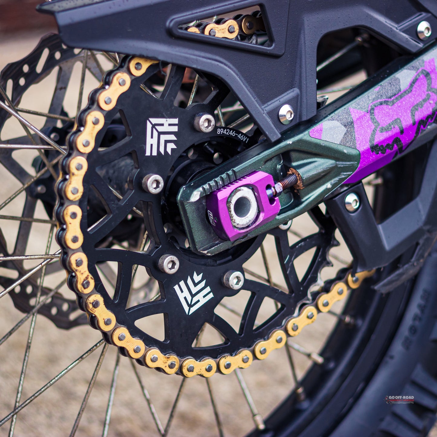 WARP 9 RACING ULTRA BEE AXLE BLOCKS/CHAIN TENSIONERS